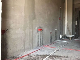 正荣府8栋，水电已施工完毕，泥工开始进场